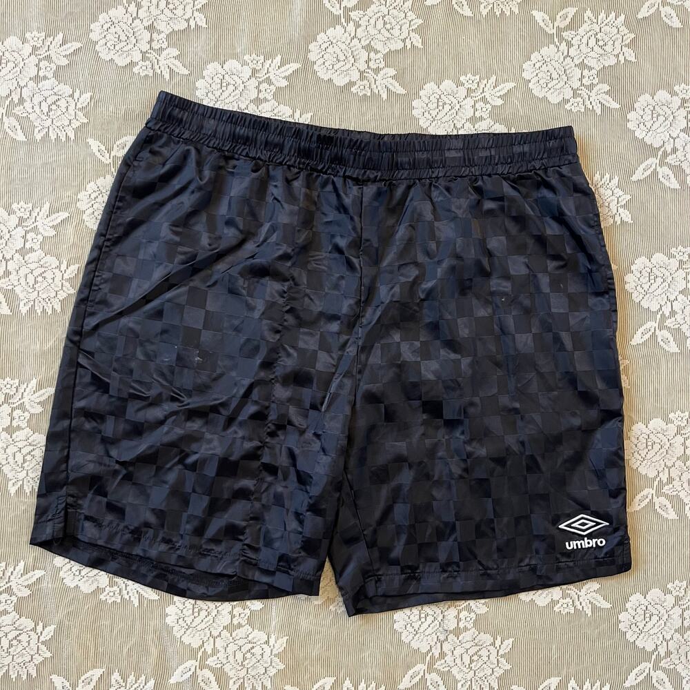 Umbro Black Checkerboard Soccer Shorts Size Large